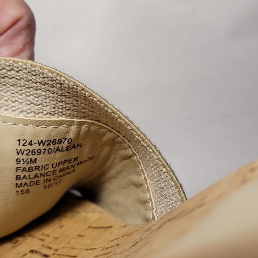 White Mountain Women's Wedged Slipons